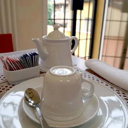 فندق مبيت وإفطار Palazzo Trevi Charming House 3*