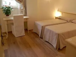 Oda ve Kahvaltı Palazzo Trevi Charming House 3*