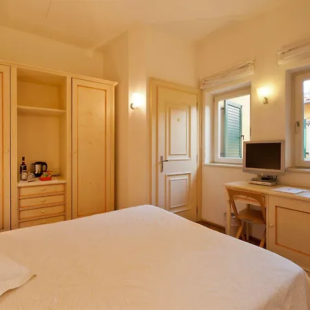 住宿加早餐酒店 Palazzo Trevi Charming House 3*