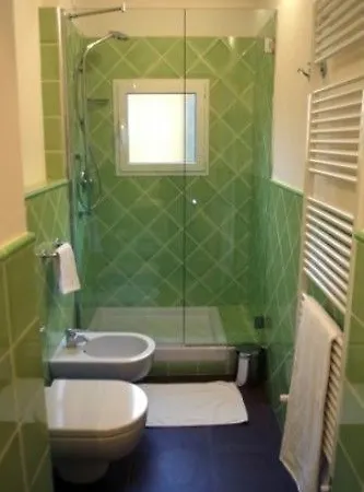 Palazzo Trevi Charming House 3* 볼로냐